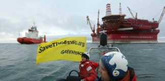 绿色和平组织占据俄罗斯石油钻机