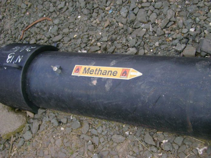 甲烷