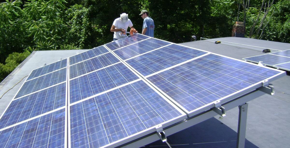 屋顶太阳能安装