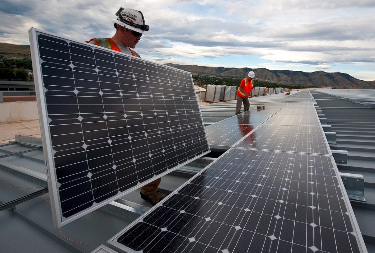 更便宜的太阳能装置的清洁能源过渡