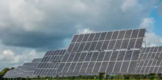 中国使2017年成为太阳能的全球热门