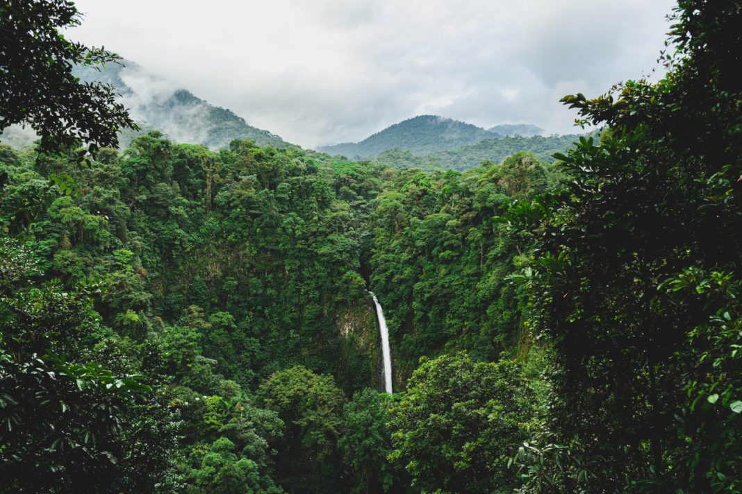 哥斯达黎加——2023年可持续的旅游目的地