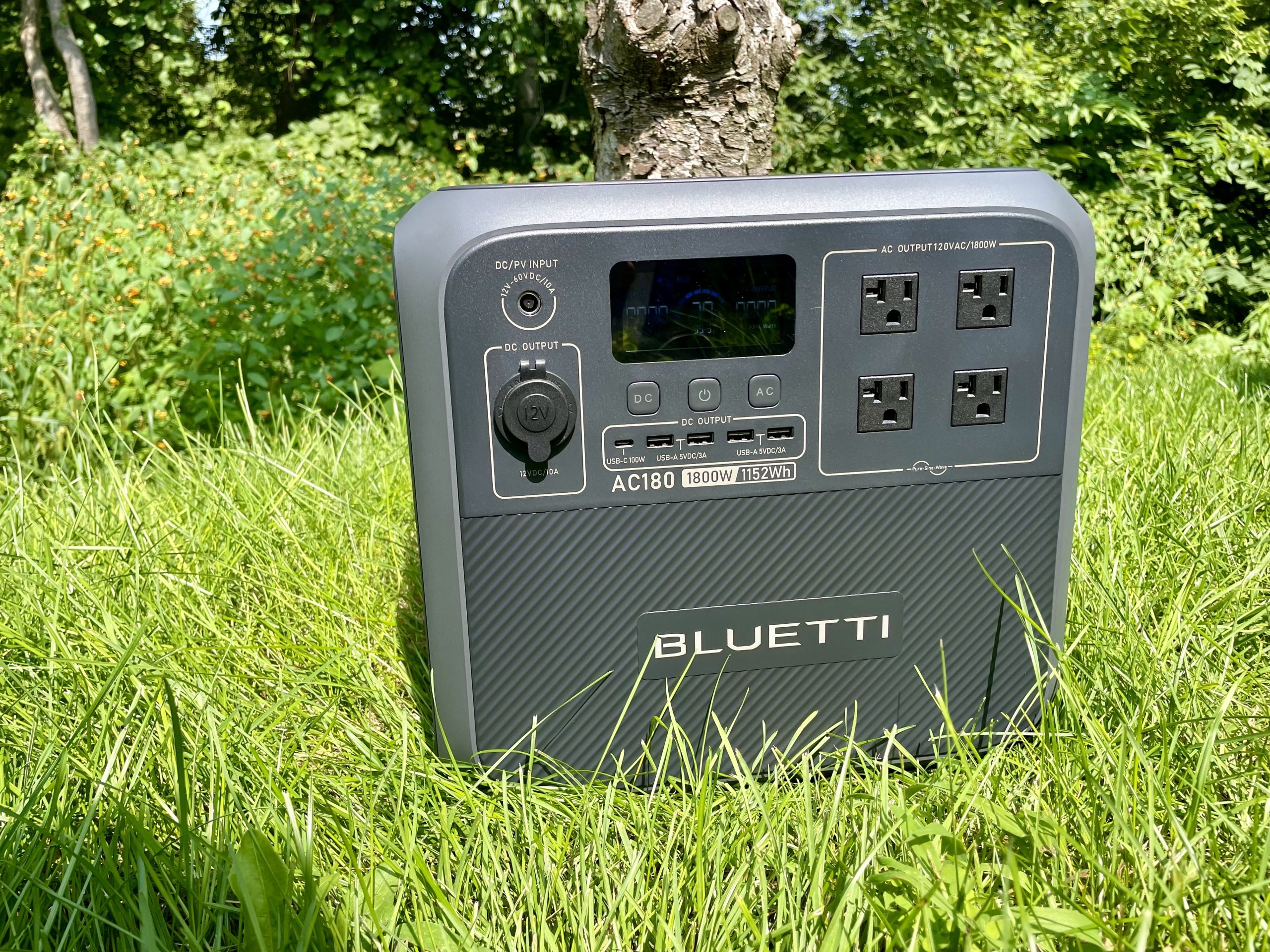Bluetti AC180便携式发电站审查