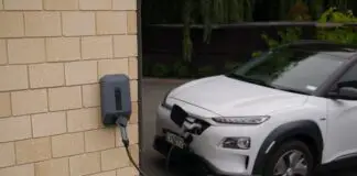 为电动汽车安装一个家用充电站